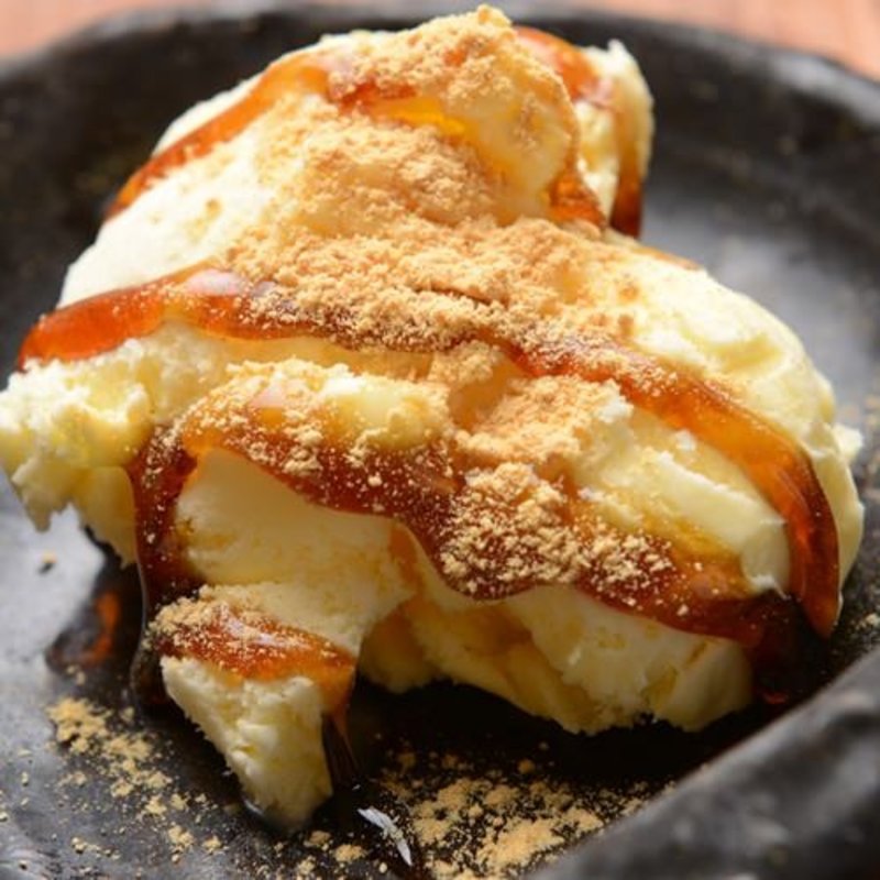 きなこと黒蜜のバニラアイス(やきとんうまいもん横丁まるたか 北千住店)