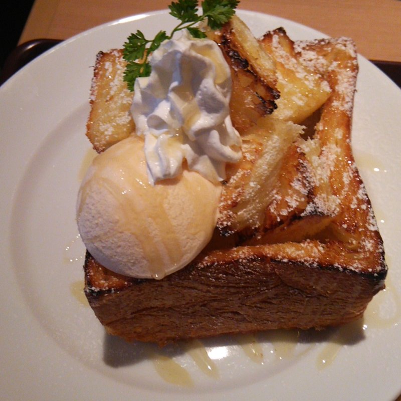 MIYABIハニートースト(MIYABI CAFE　三宮店)