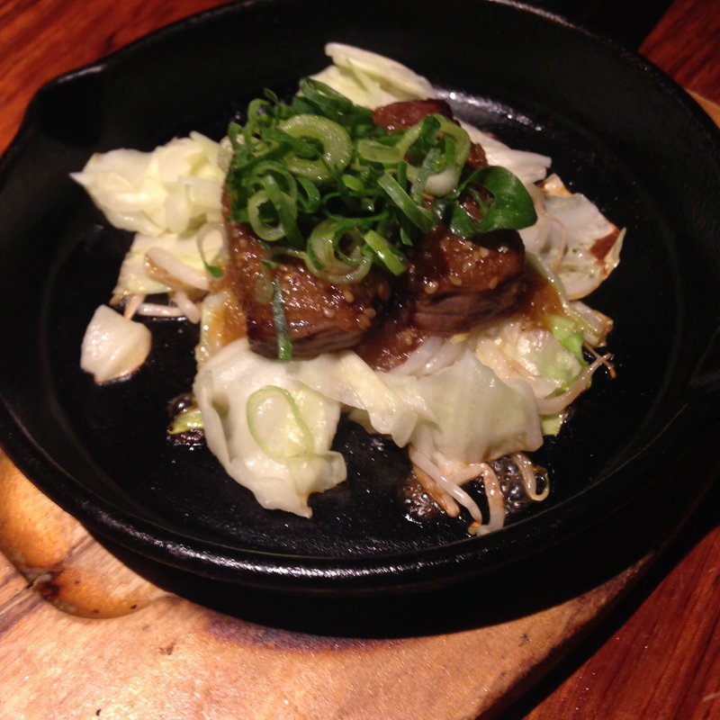 神戸牛のサイコロステーキ(飯家おかん ひま和り （ヒマワリ）)