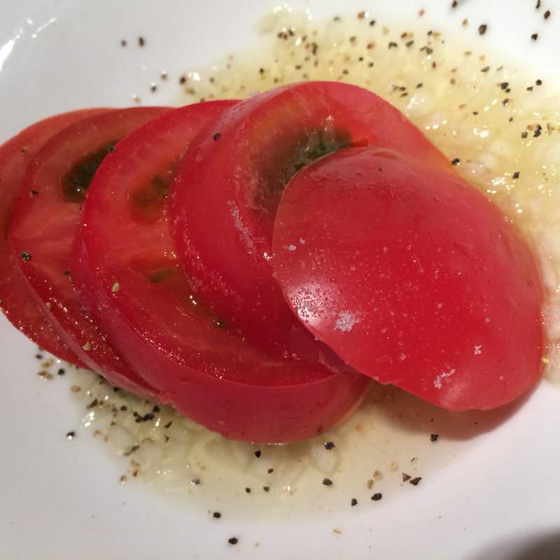 トマトサラダ ハニーオニオン(ステーキハウス 听)