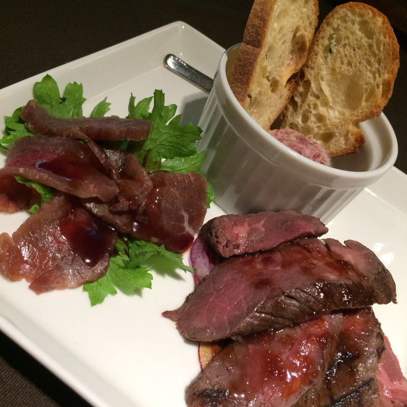 熟成肉のオードブル三種盛り(ステーキハウス 听)