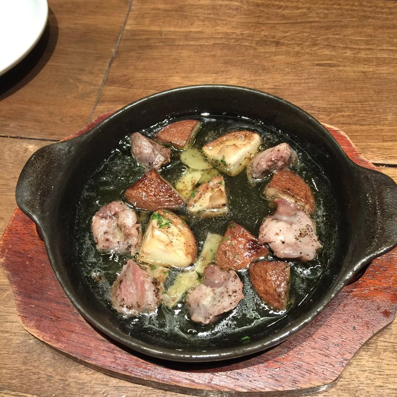 砂肝とキノコのアヒージョ(東京バル （LOCAL STAND 東京バル）)