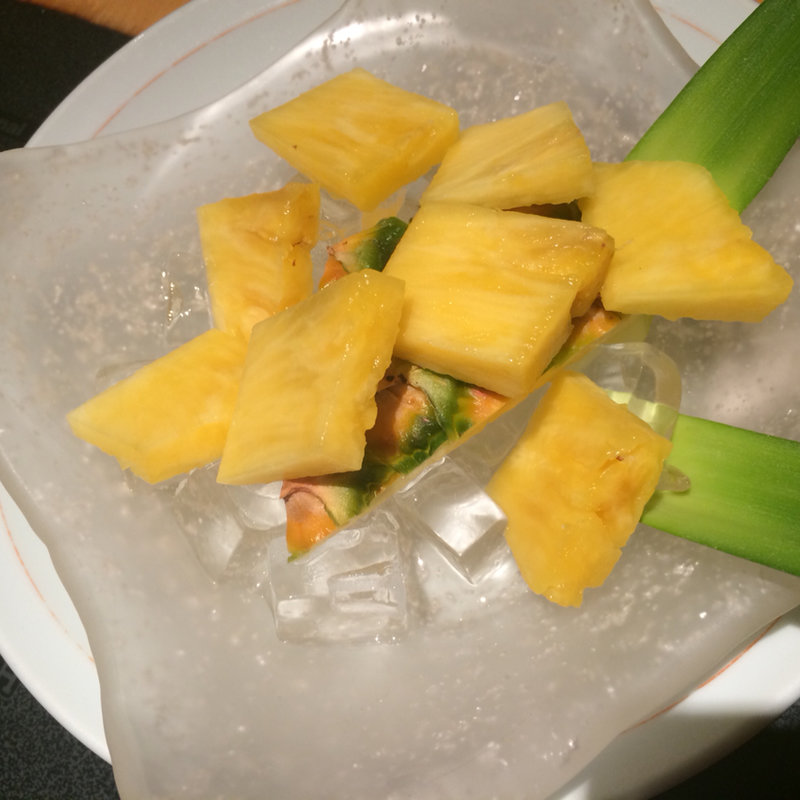 生パイン(遊食豚彩 いちにいさん 銀座店)