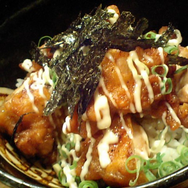 唐揚げ丼(ちょんまげ食堂 ラーメン部)