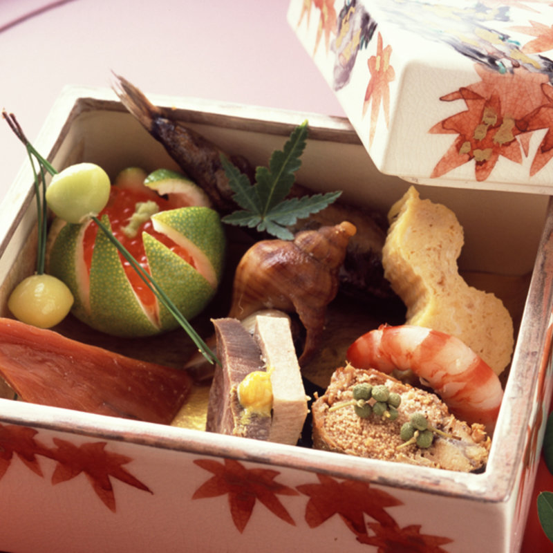 季節食材の玉手箱(花懐石ふる林)