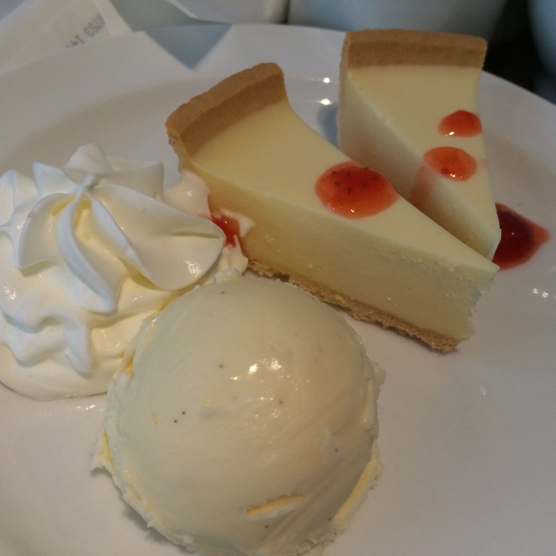 レアチーズケーキ(カフェモロゾフ )