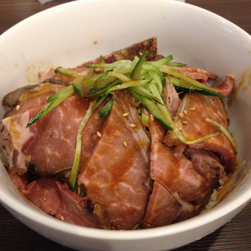 ローストビーフボール(ステーキハウス　HAYASHIYA)