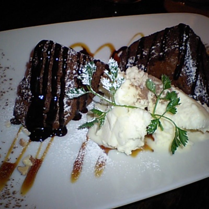 ガトーショコラ(カフェ・ラルゴ)