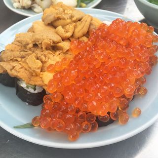 ウニといくらのお寿司(とよ )