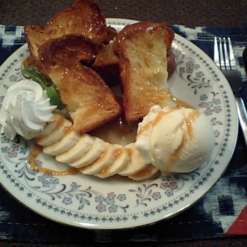 デニッシュトースト(骨董カフェ・和み屋 )