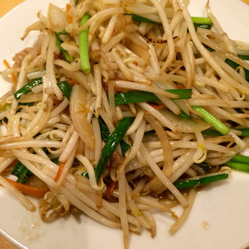 豚肉とニラ、もやし炒め(好々亭 （ハウハウテイ ハオハオテイ）)