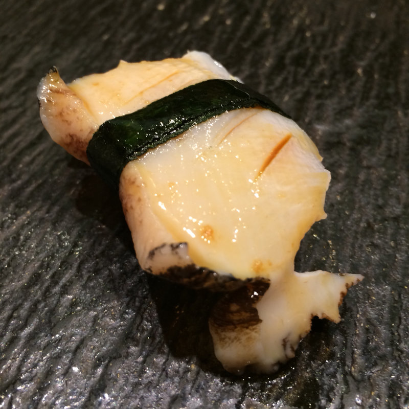 アワビ(梅丘 寿司の美登利 銀座店)