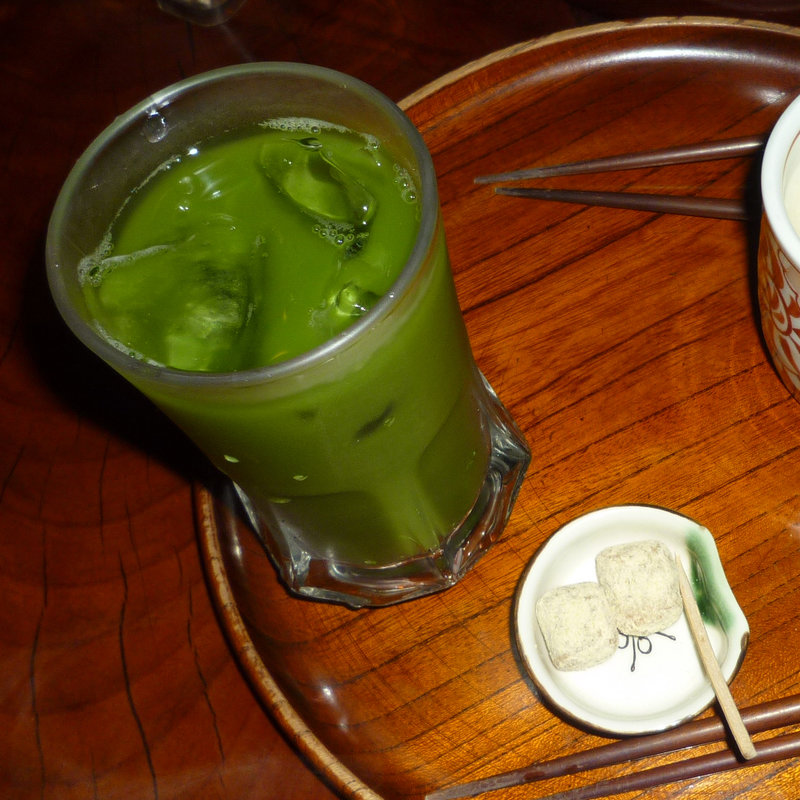 冷たい抹茶(甘酒茶屋 （あまざけちゃや）)