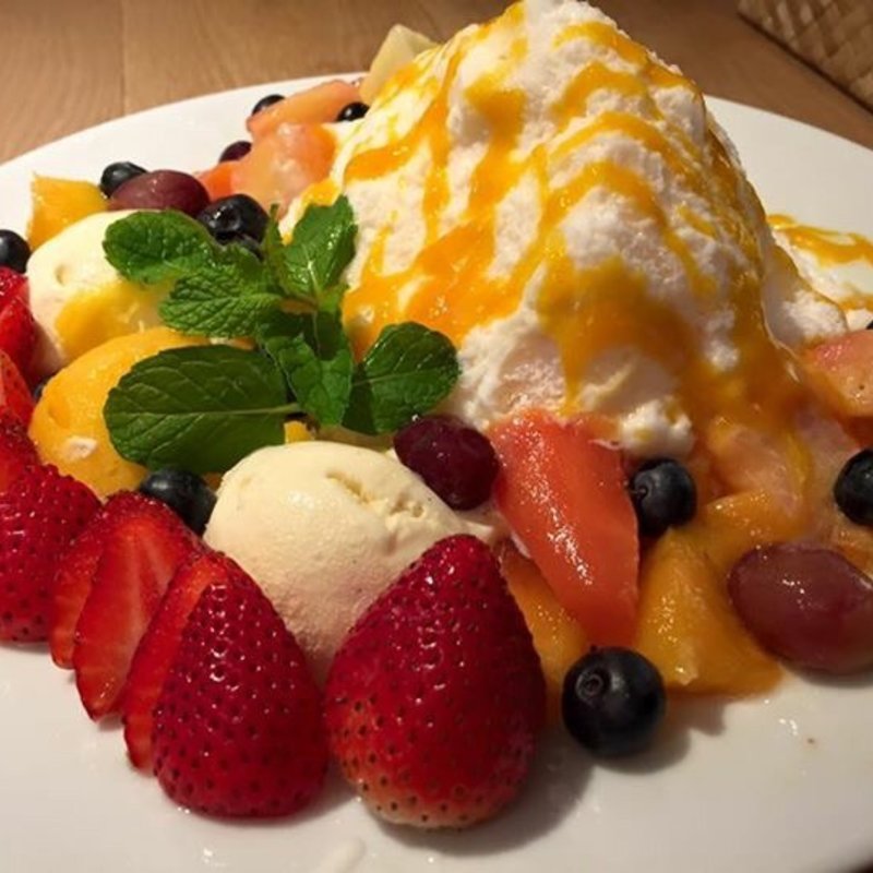 いちご&ミルクパンケーキ(モエナ カフェ （Moena CAFE）)