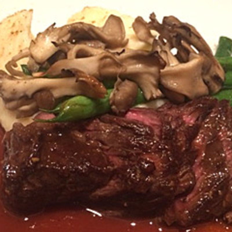 牛ハラミ肉のステーキ(ル・プレヴェール)