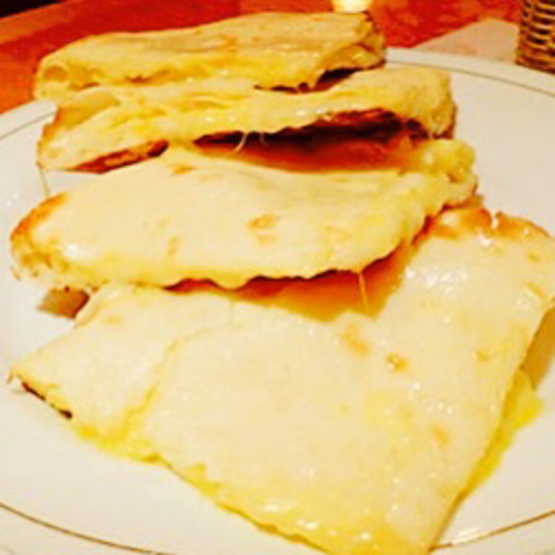 チーズナン(ディップマハル 青山店)