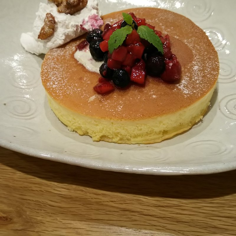べりーパンケーキ(らんちょす MOMOテラス店 （Ranchos）)