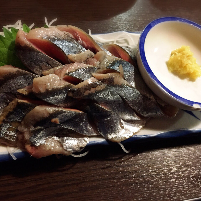 新サンマ刺し(立呑み晩杯屋 武蔵小山本店)