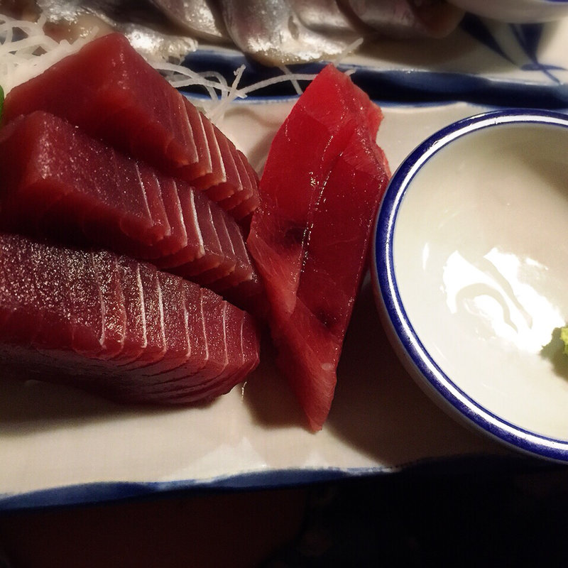 マグロ刺し(立呑み晩杯屋 武蔵小山本店)