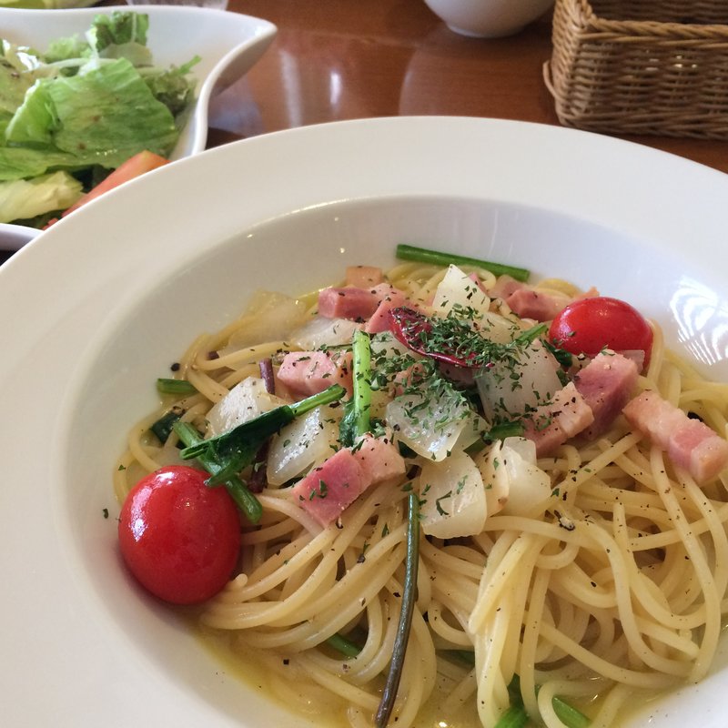 野菜とベーコンのペペロンチーノ(太陽のカフェ)