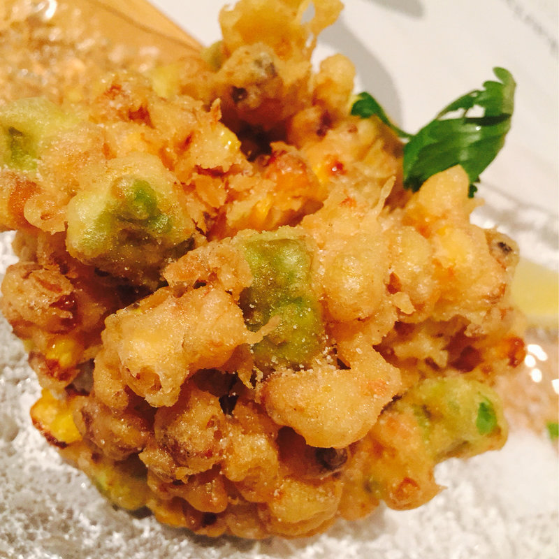 とうもろこしとアボカドのかき揚げ(錨屋 （無国籍ビストロ錨屋Ikariya）)