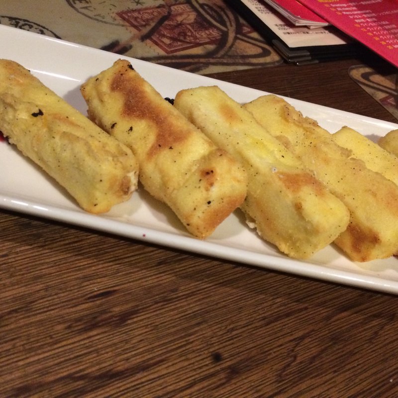 クリームチーズのセモリナ粉揚げ(ヴィノシティ （VINOSITY）)