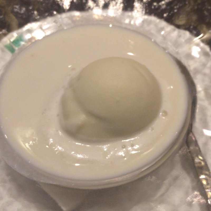 タピオカミルク＆バイトゥーイアイス(バンコクキッチン 有楽町店)