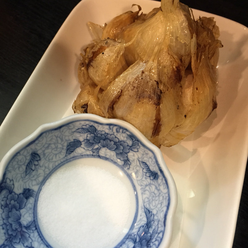 ニンニクの丸揚げ(いのうえ )