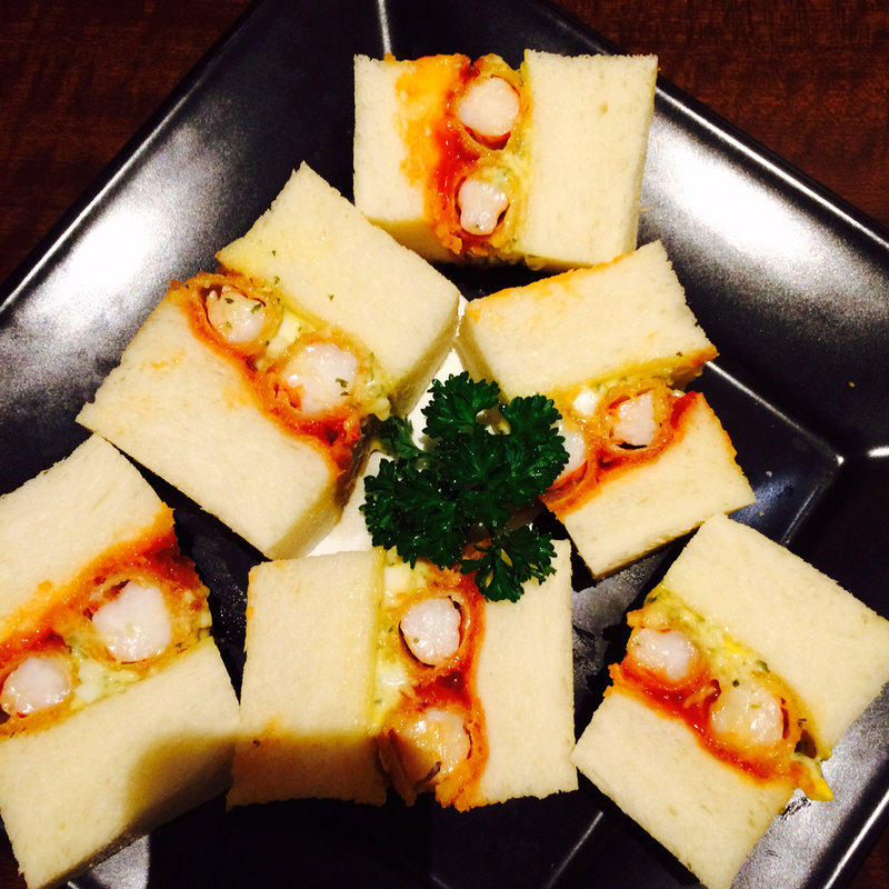 海老カツサンド(にっぽんの洋食 赤坂津つ井)