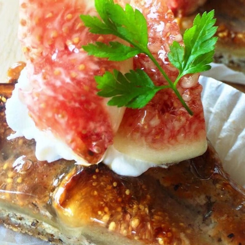 いちじくのケーキ(カフェ ド ガモヨン （café de GAMOYON）)