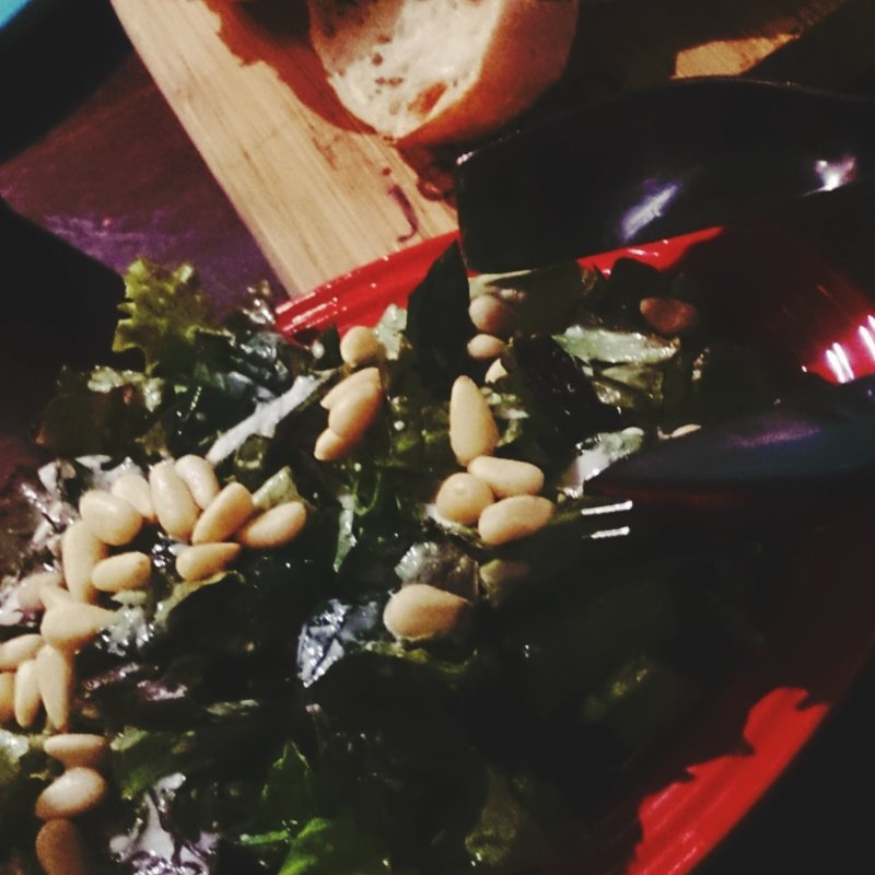 松の実入りサラダ(jeeco cafe & wine bar (ジーコ))