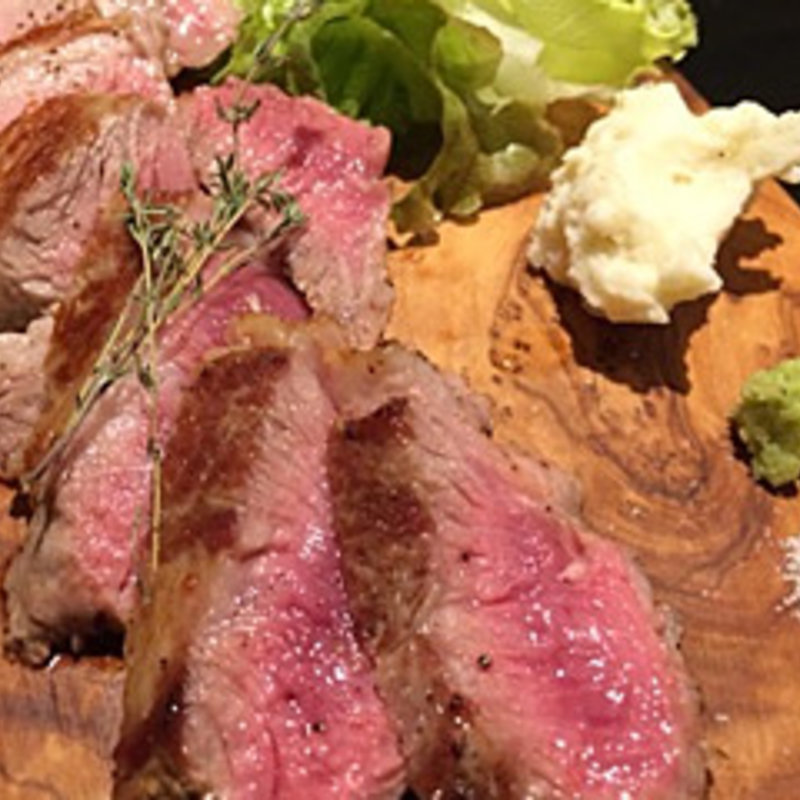 イベリコ豚ステーキ130g(Tetsujin's Dining （テツジンズ ダイニング）)