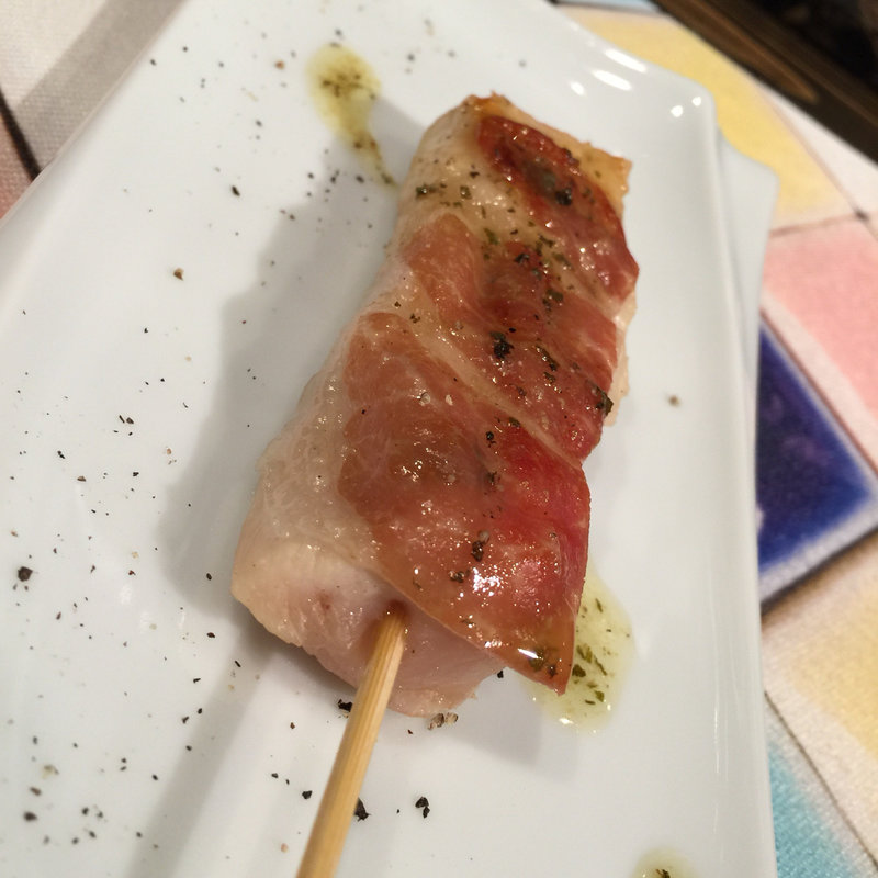 三河赤鶏  ムネ  〜サンティンボッカ風〜(yakitoriya HORI （やきとりや　ほり）)