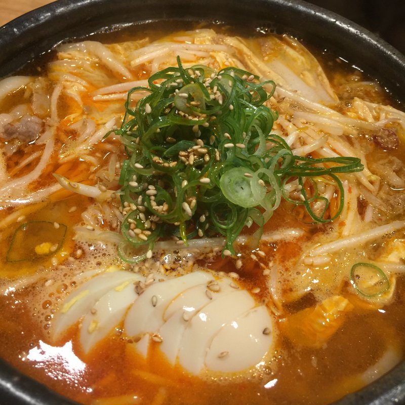 担担　おうどん(うどんおよべ )