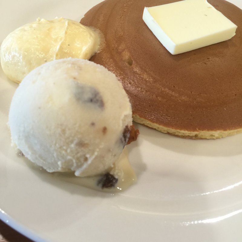 ホットケーキ（ラムレーズン）(珈琲館 次郎丸店)