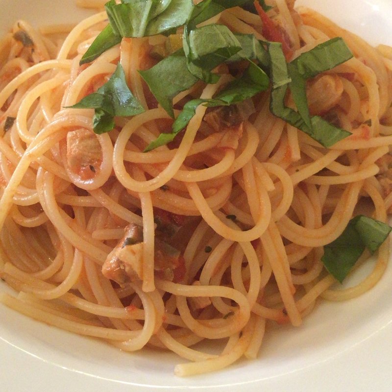 青魚とトマトのラグーソース(NICOLA (ニコーラ))