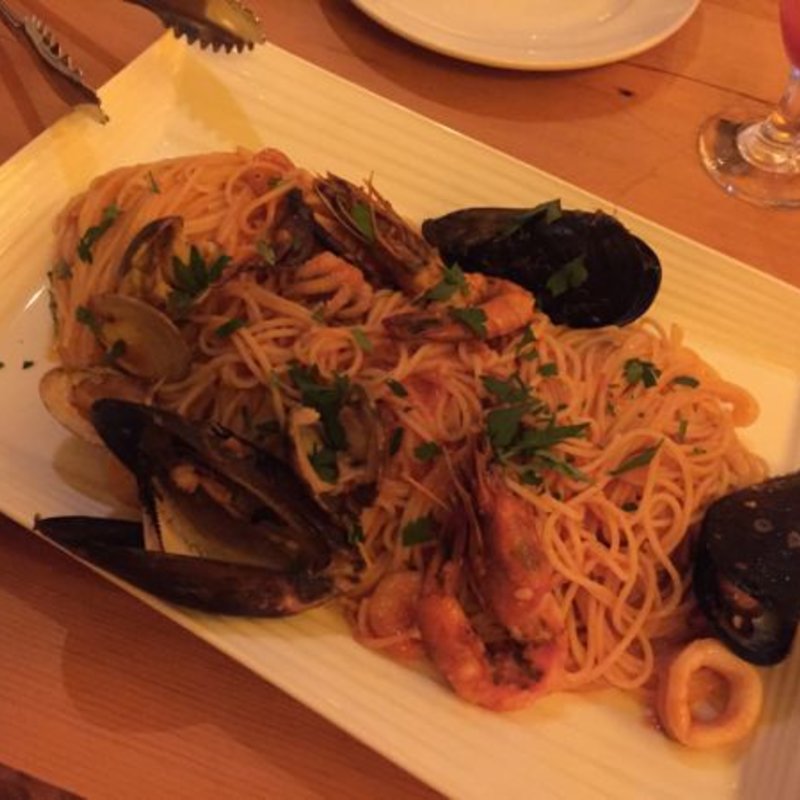 魚介のトマトソースパスタ(タオルミーナ （Taormina）)