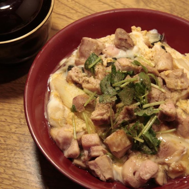 地鶏の親子丼(保月 （ほうづき）)