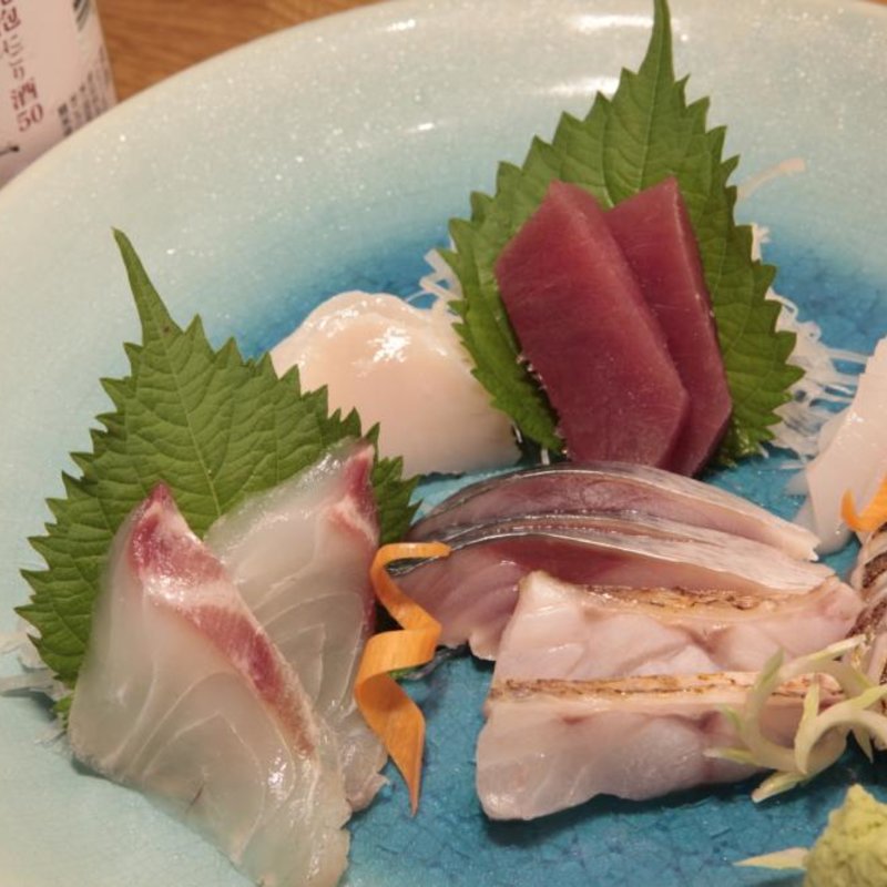 鮮魚の7点盛り(保月 （ほうづき）)