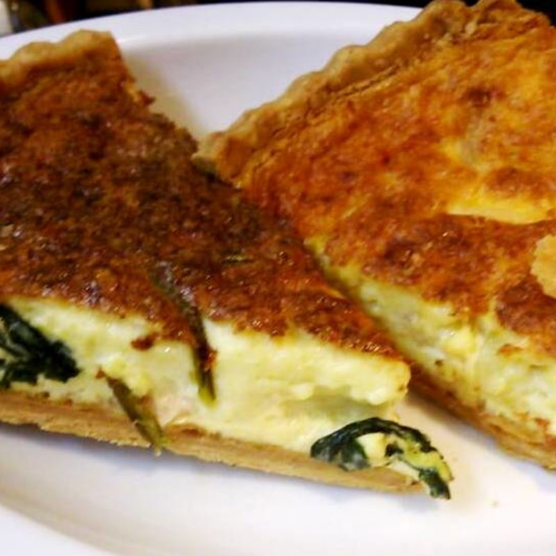 手づくりキッシュ(ワイン居酒屋 ポポンペット)