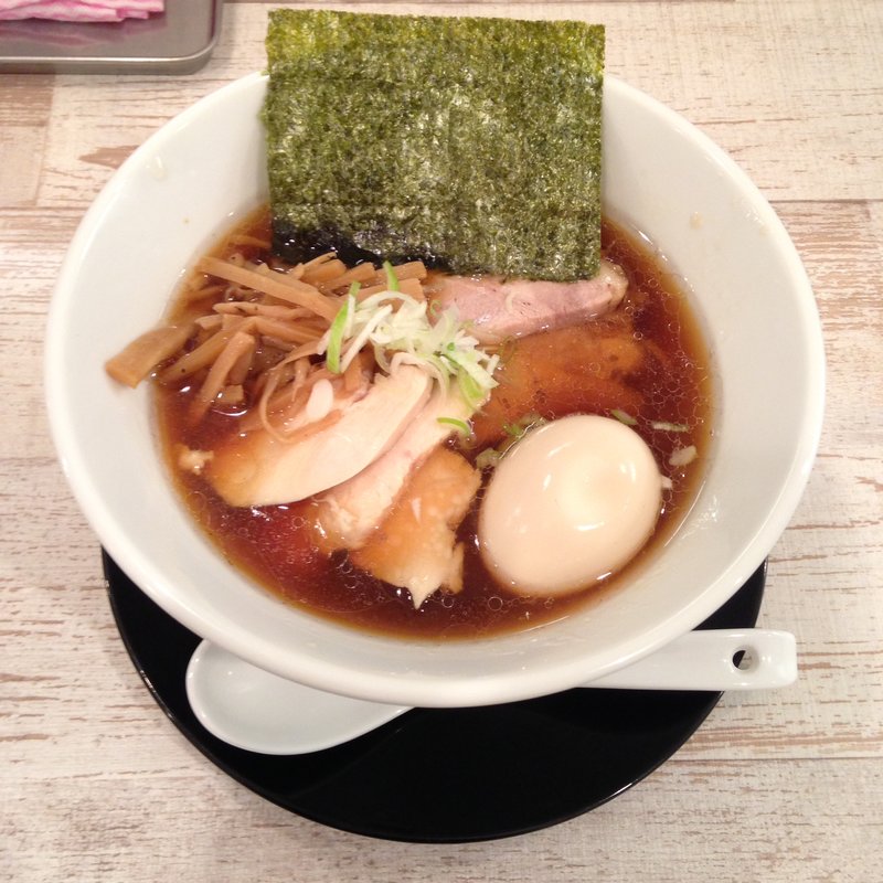 味玉ラーメン(らーめん 羊と狼)