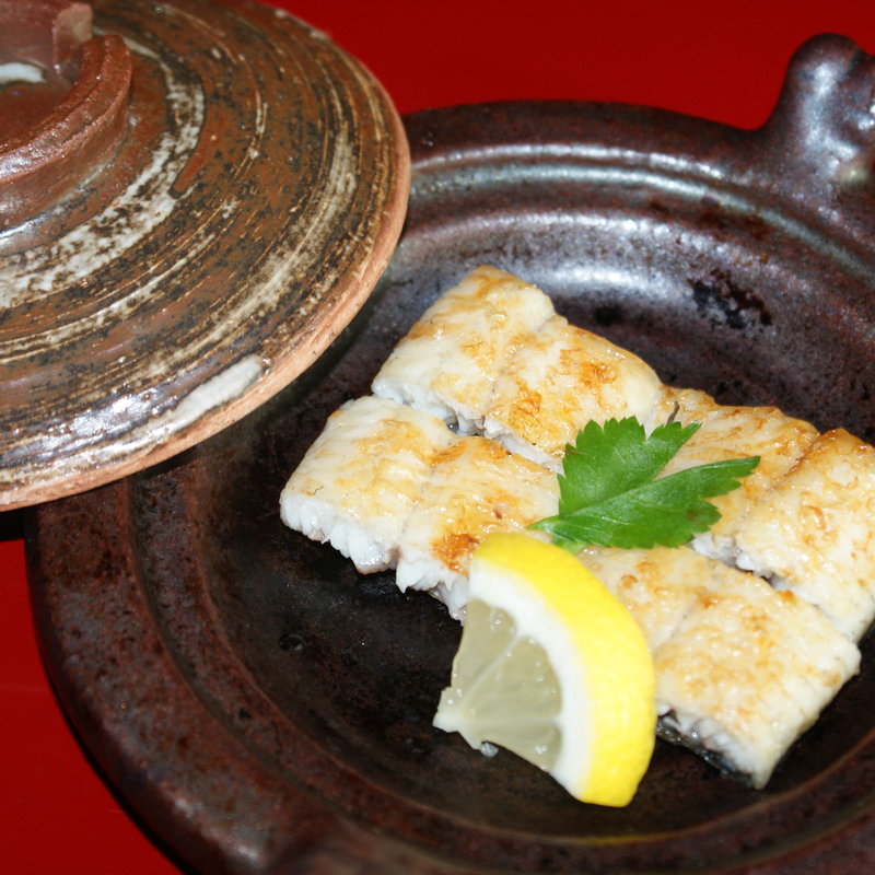 白焼き（小)(はなぶさ )