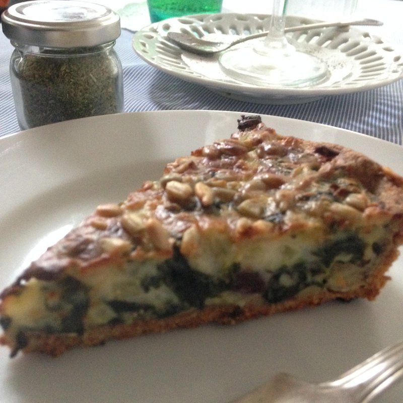 今月のキッシュ　「エルバツィオーネ」(ひなぎくきつね )