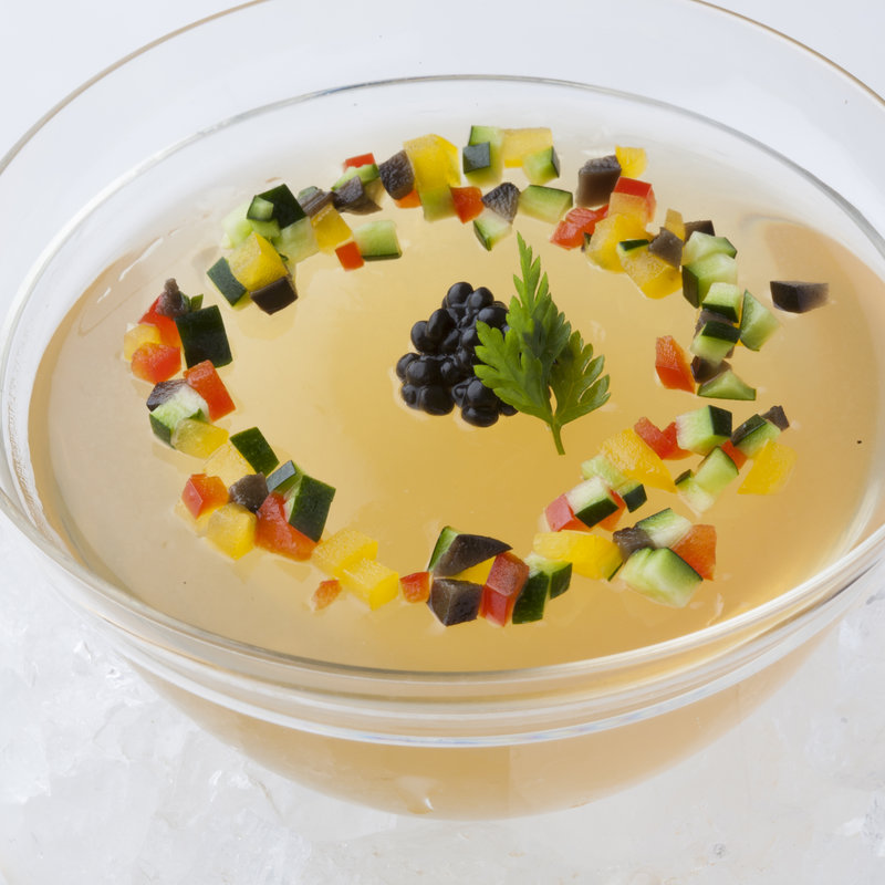 完熟トマトと彩り野菜の冷製スープ(レストラン フォッセ)