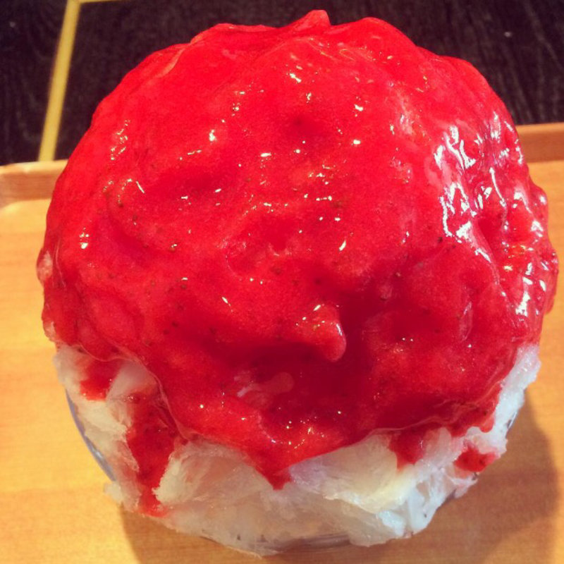 いちご杏仁みるく(バンパク )