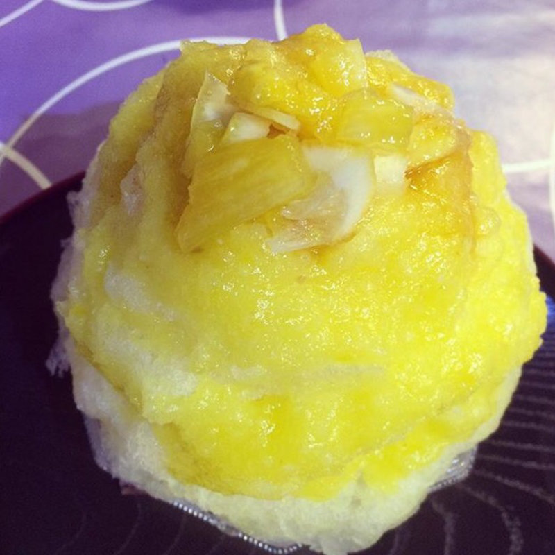 完熟パインと黒蜂蜜レモン(雪うさぎ )