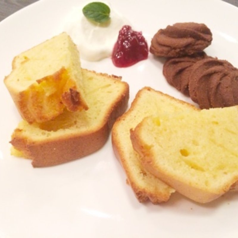 ミルクパウンドケーキ(Cafe Le Pommier)