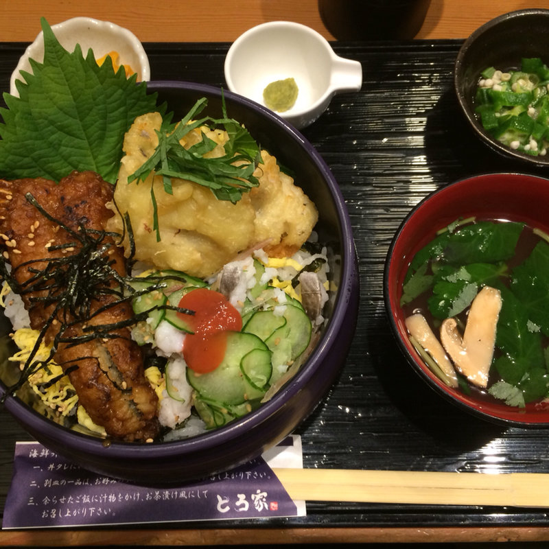 鱧三昧丼(堂島とろ家 阪急三番街店 （とろや）)