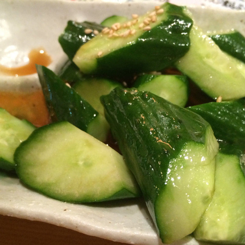 キュウリのたたき(立飲みカドクラ)