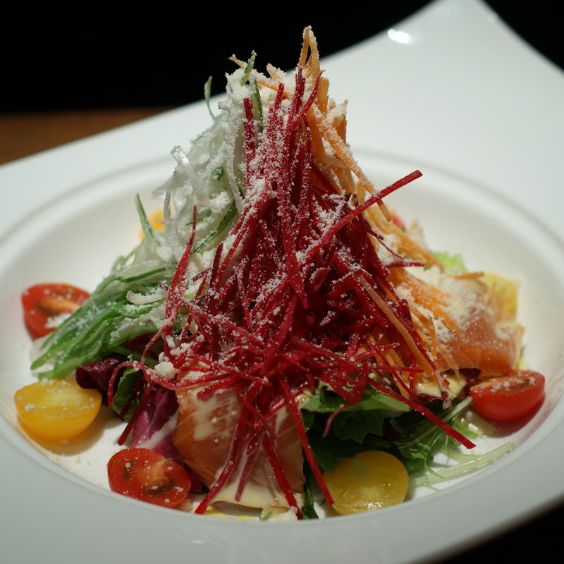 サーモンと野菜の盛り合わせ(美食ダイニング みかわ)